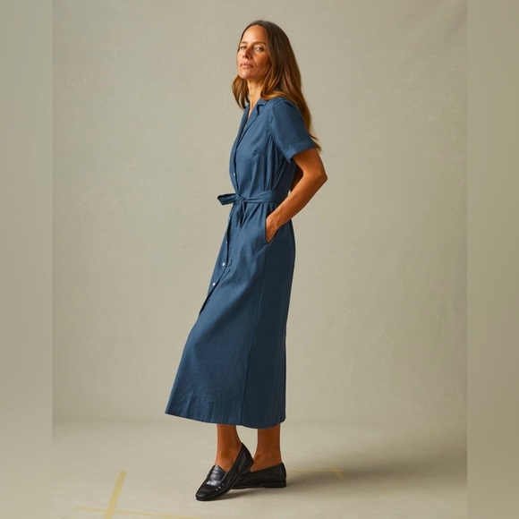 Elegant Blue Midi Shirt Dress - Picture 2 of 14